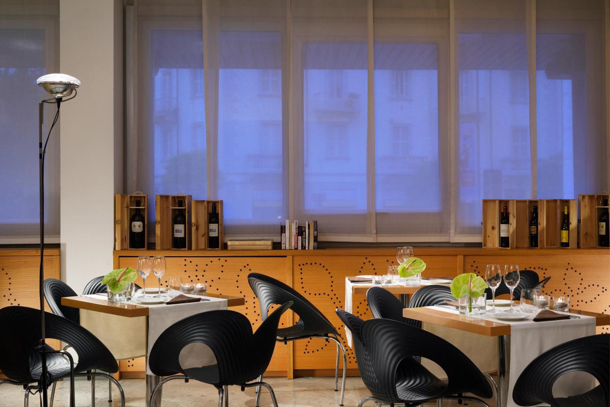 Una Hotels Mediterraneo Milano — Photos 3