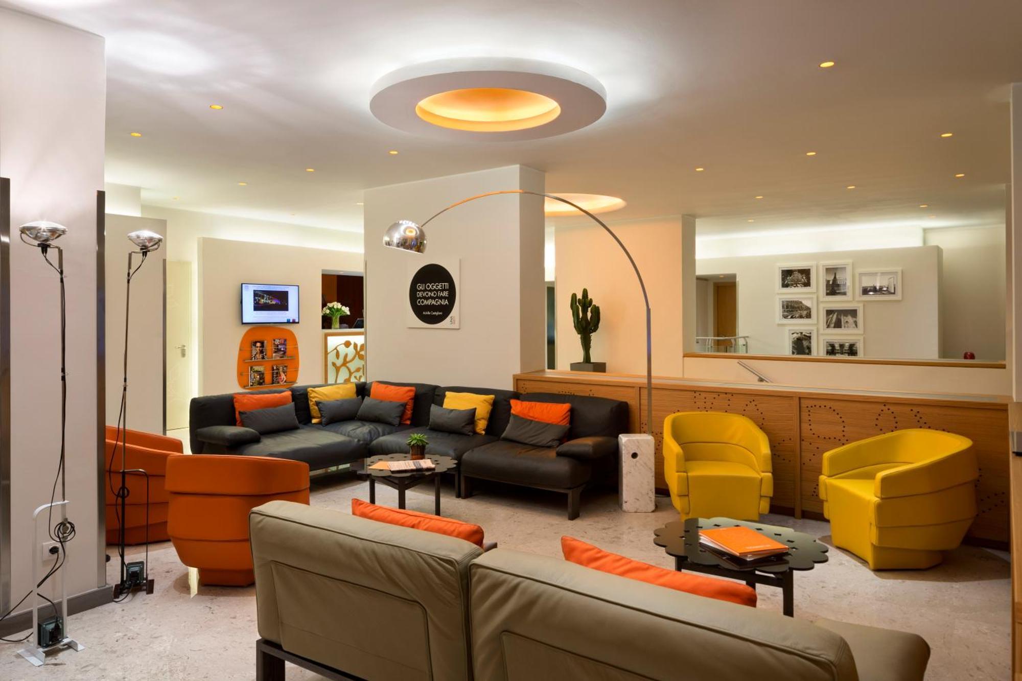 Una Hotels Mediterraneo Milano — Photos 1